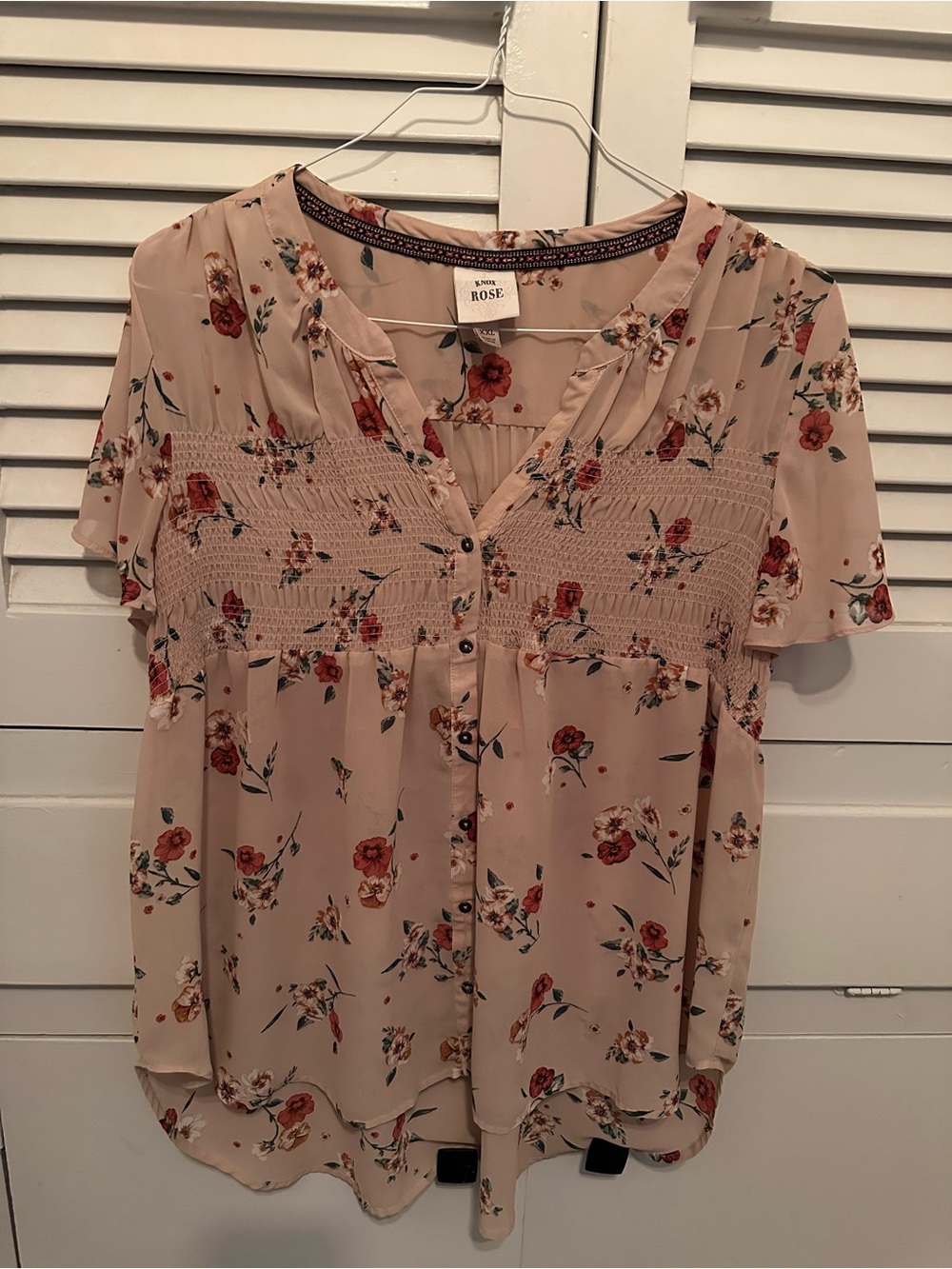 Knox Rose Blush Pink Floral Smocked Button-Front Blouse